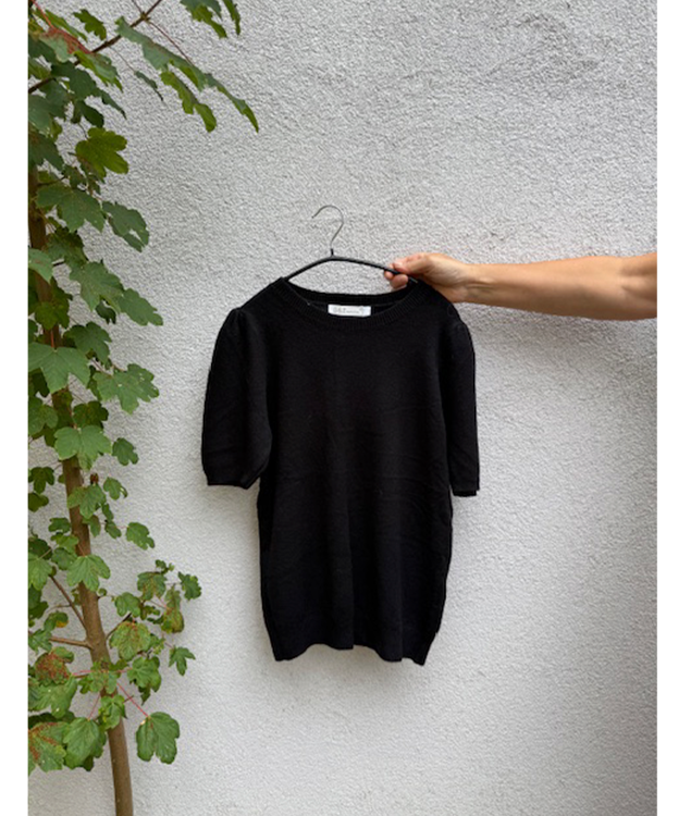 by Lund Strik casmere Inga black