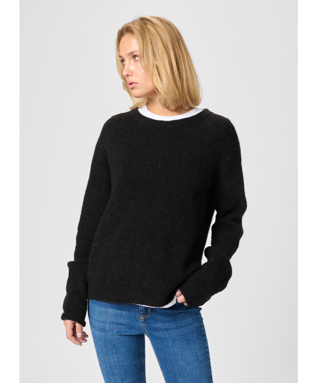 MEW 05 The knit pullover